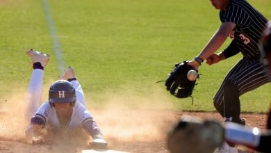 Class 6A No 5 Hueytown crosses the Spanish Fort in