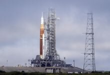 Fuel leak fails NASAs dress rehearsal for Moon rocket