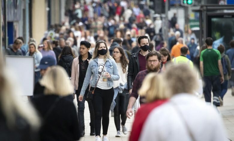 Consumer confidence at lowest level since record start