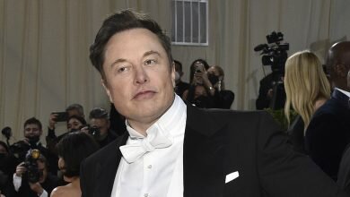 1654554858 Musk threatens to end 44 billion Twitter deal