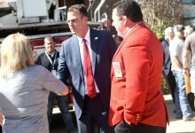 Stitt spends time with firefighters during Enid stop