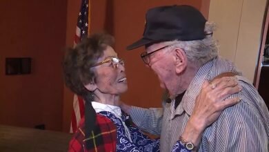 WATCH Korean vet reunites with first love after nearly 70